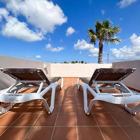 House Boho Palm With Private Heated Pool And Garden, 3 Bedrooms, Wi-fi וילה *