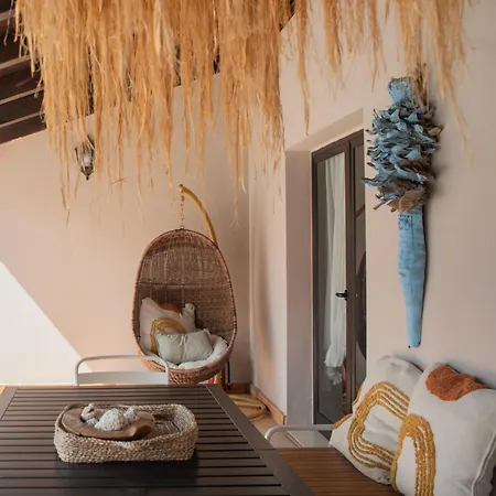 House Boho Palm With Private Heated Pool&garden, 3 Bedrooms, Wi-fi Villa