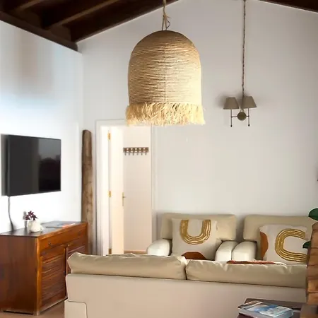 House Boho Palm With Private Heated Pool And Garden, 3 Bedrooms, Wi-fi Villa