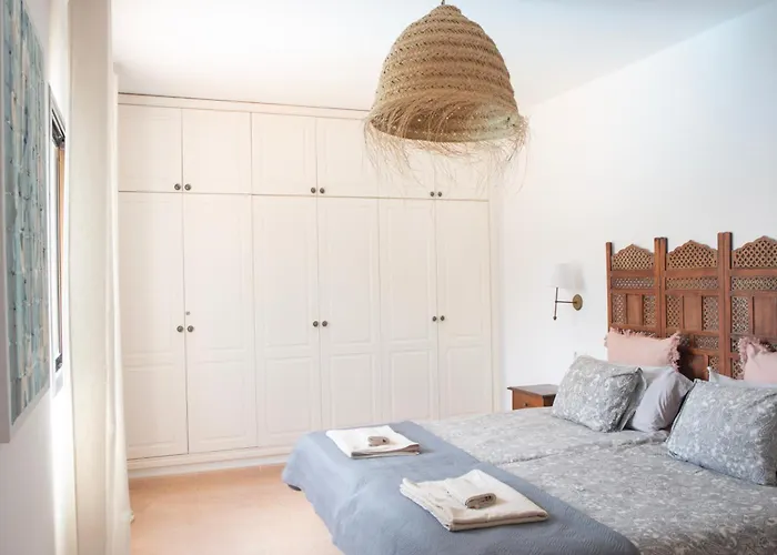 Вилла House Boho Palm With Private Heated Pool And Garden, 3 Bedrooms, Wi-fi Коральео